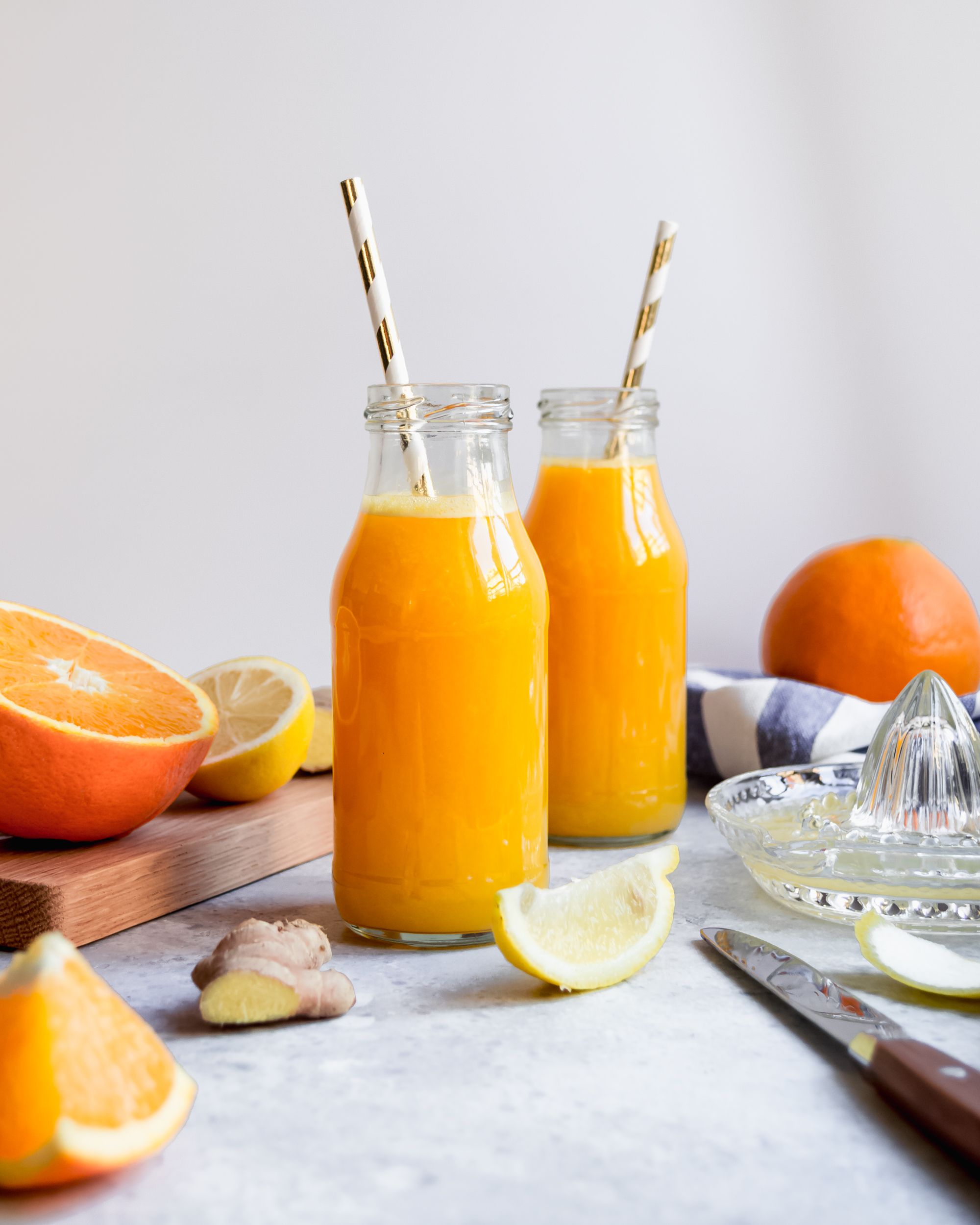 Jus d'orange, citron et gingembre // Breakfast & Bowls Photographe culinaire