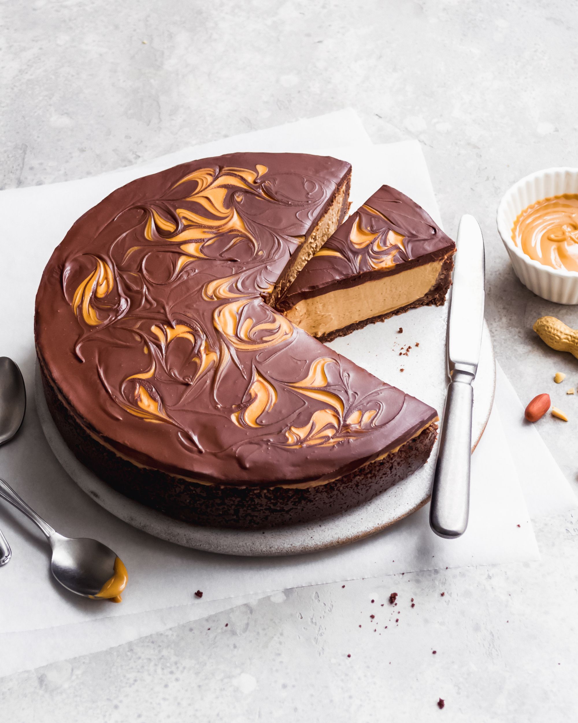 Cheesecake aux cacahuètes et chocolat // Breakfast & Bowls Photographe culinaire